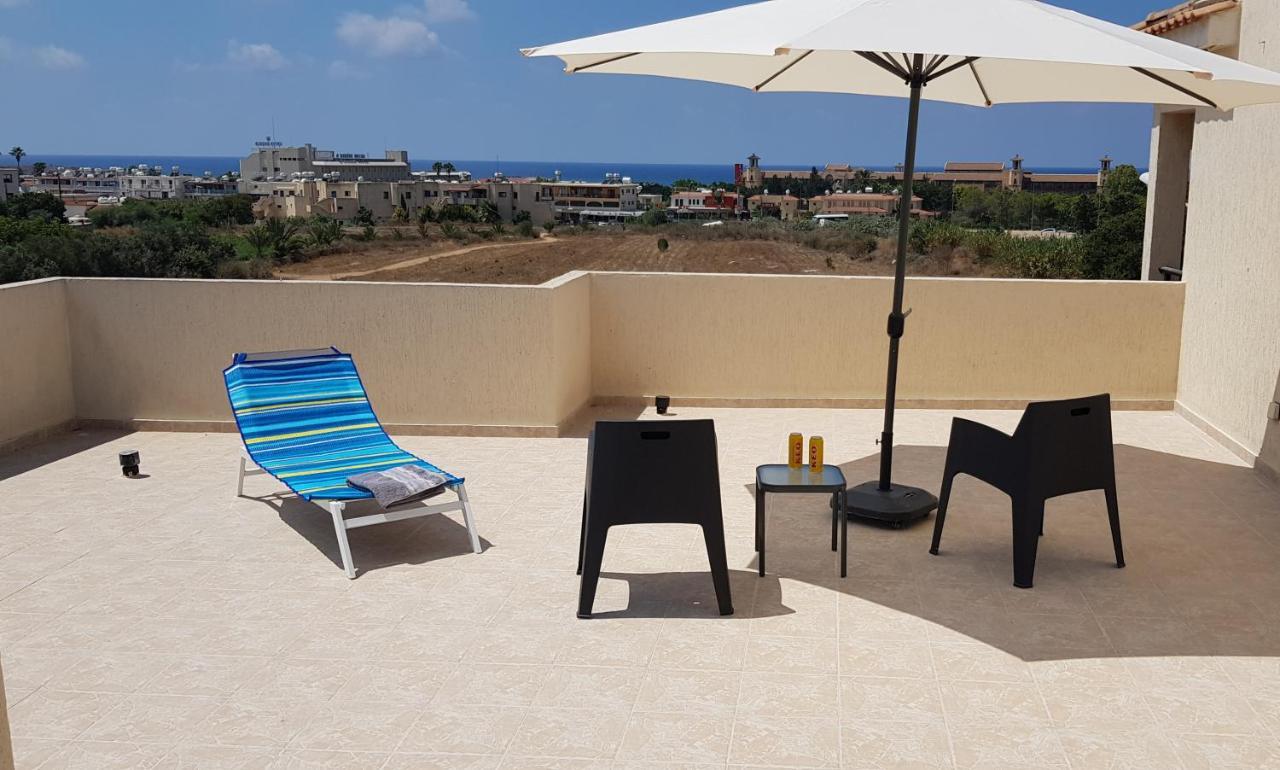 Sunny View - A Stunning Apartment With Private Rooftop Paphos Buitenkant foto